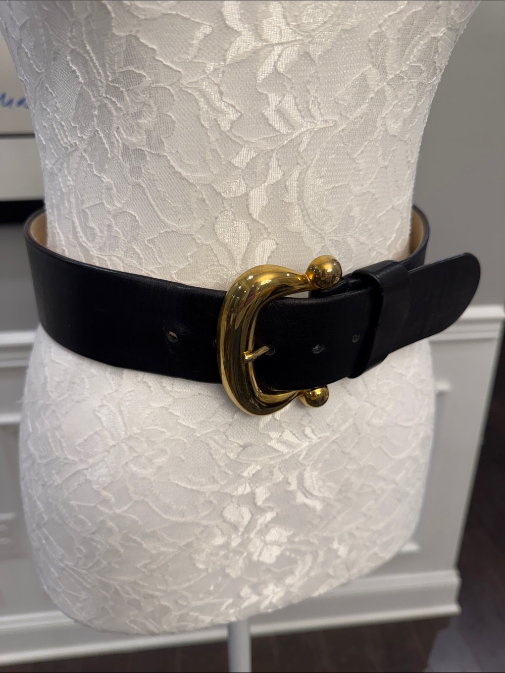 Vintage Accessories by Pearl Black Leather Stirrup Belt Small